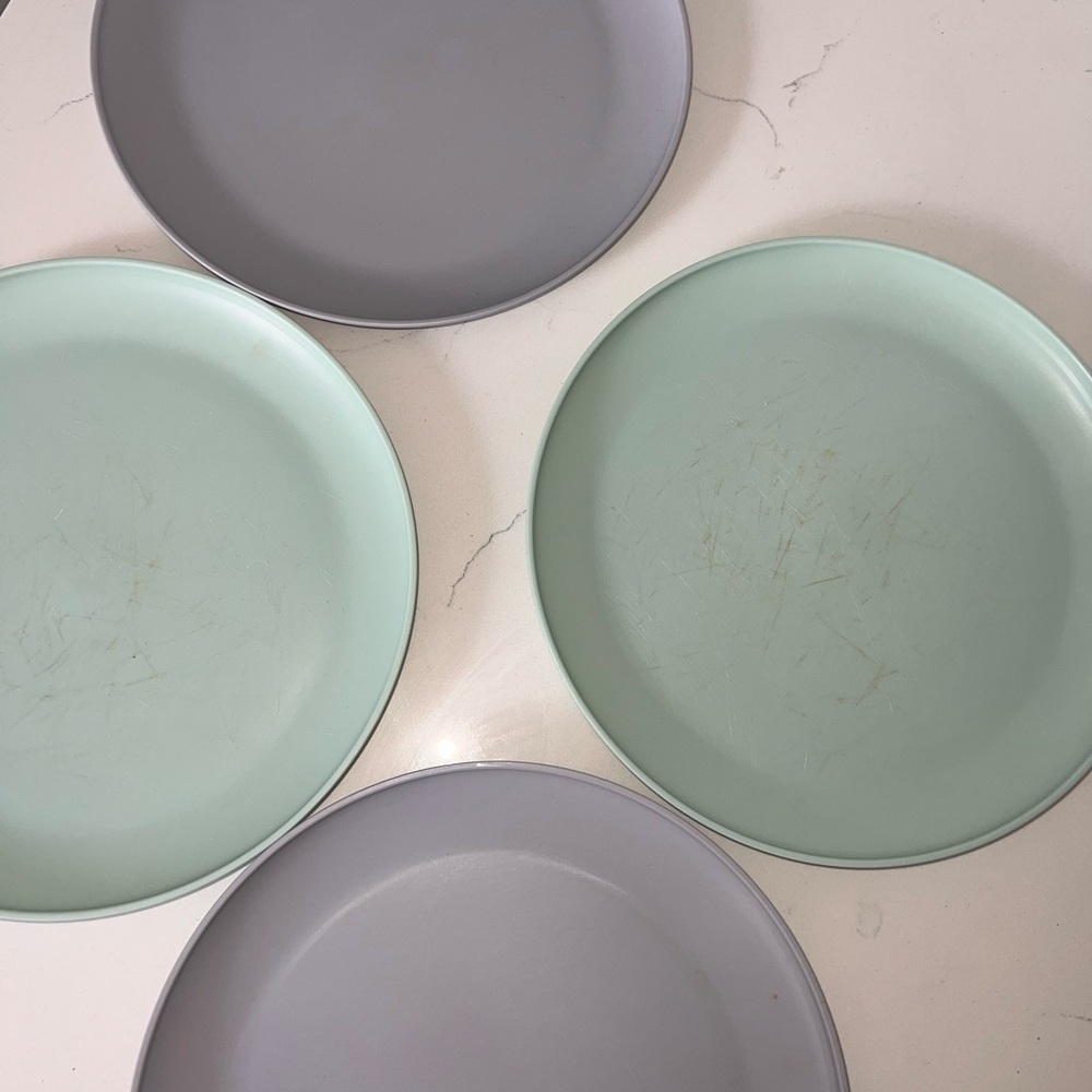 Plates - Picture 3 of 3